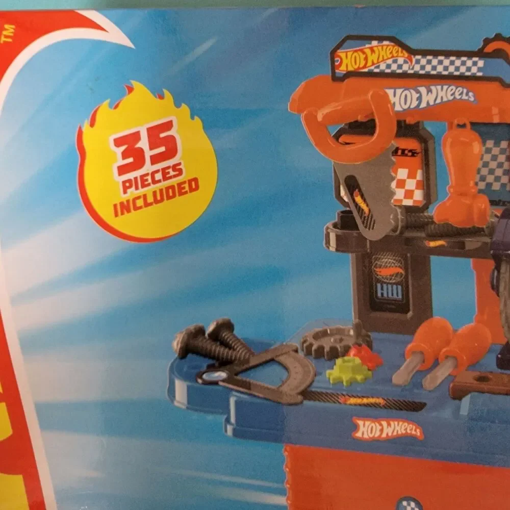 Hot Wheels 2025 Handy Workshop Deluxe Kids Tool Set Playset New 35 Pieces Incld